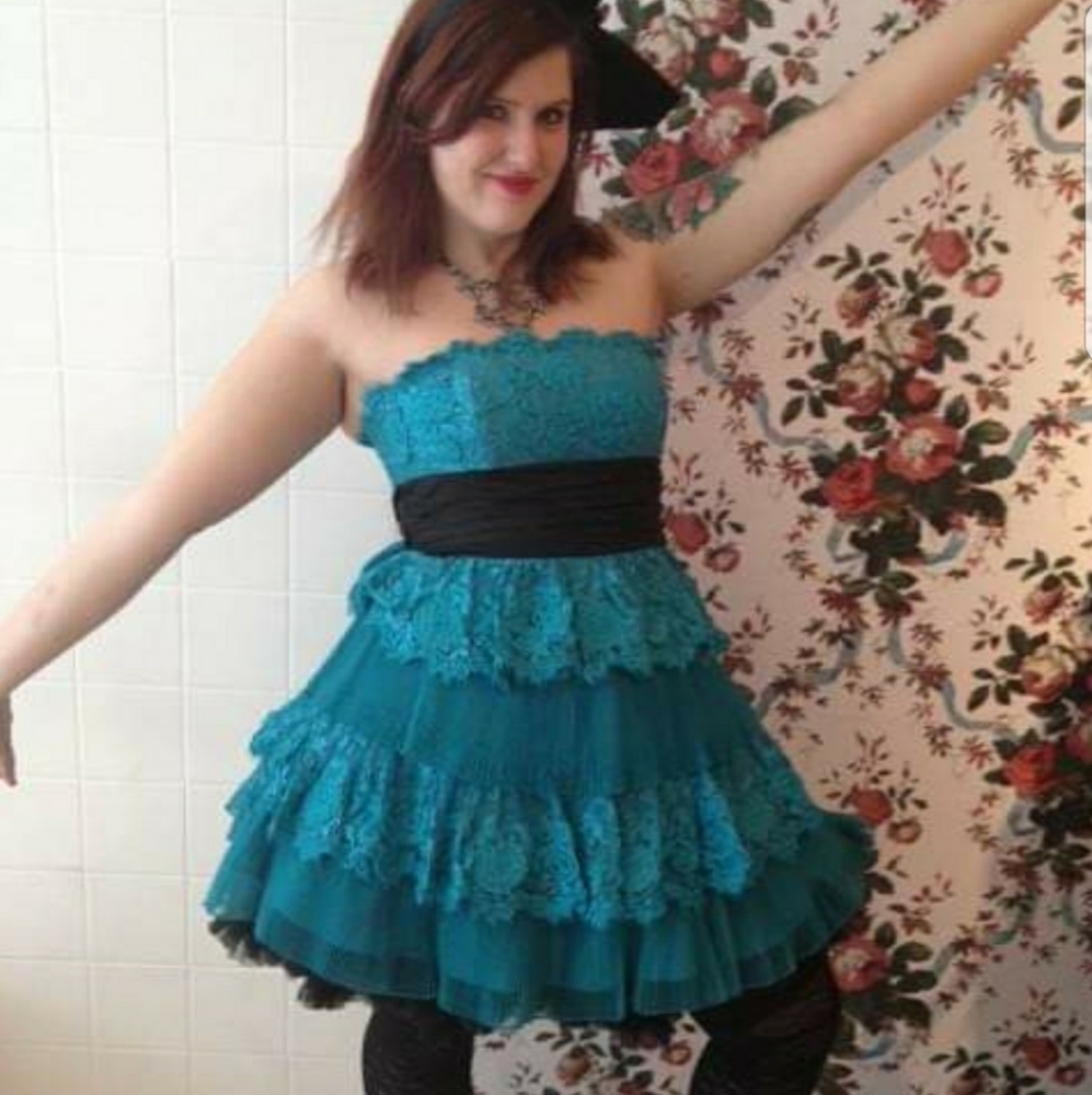 Betsey Johnson 12 Teal/Blue Lace Party Dress